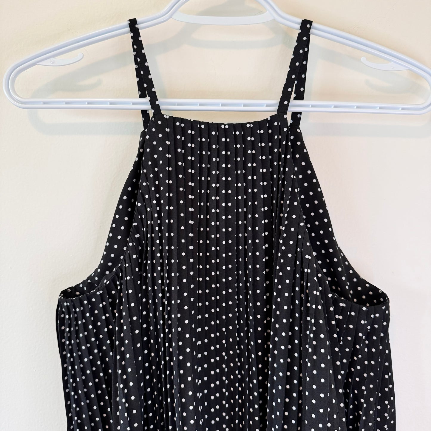 Polka Dot Pleated Swing Halter Tank Top (S-M)