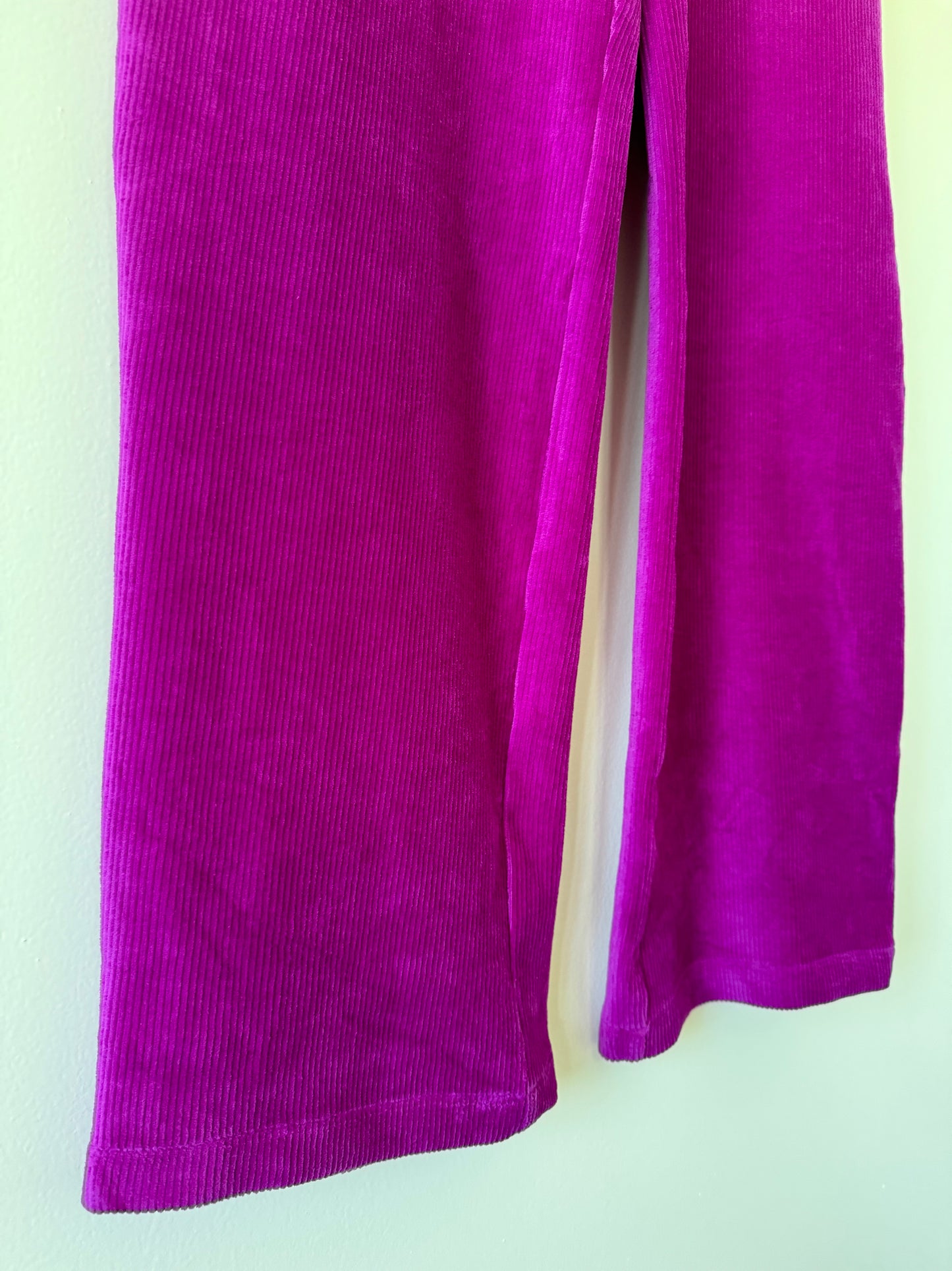 en Merci Magenta Corduroy Wide-Leg Trouser Pants (M)