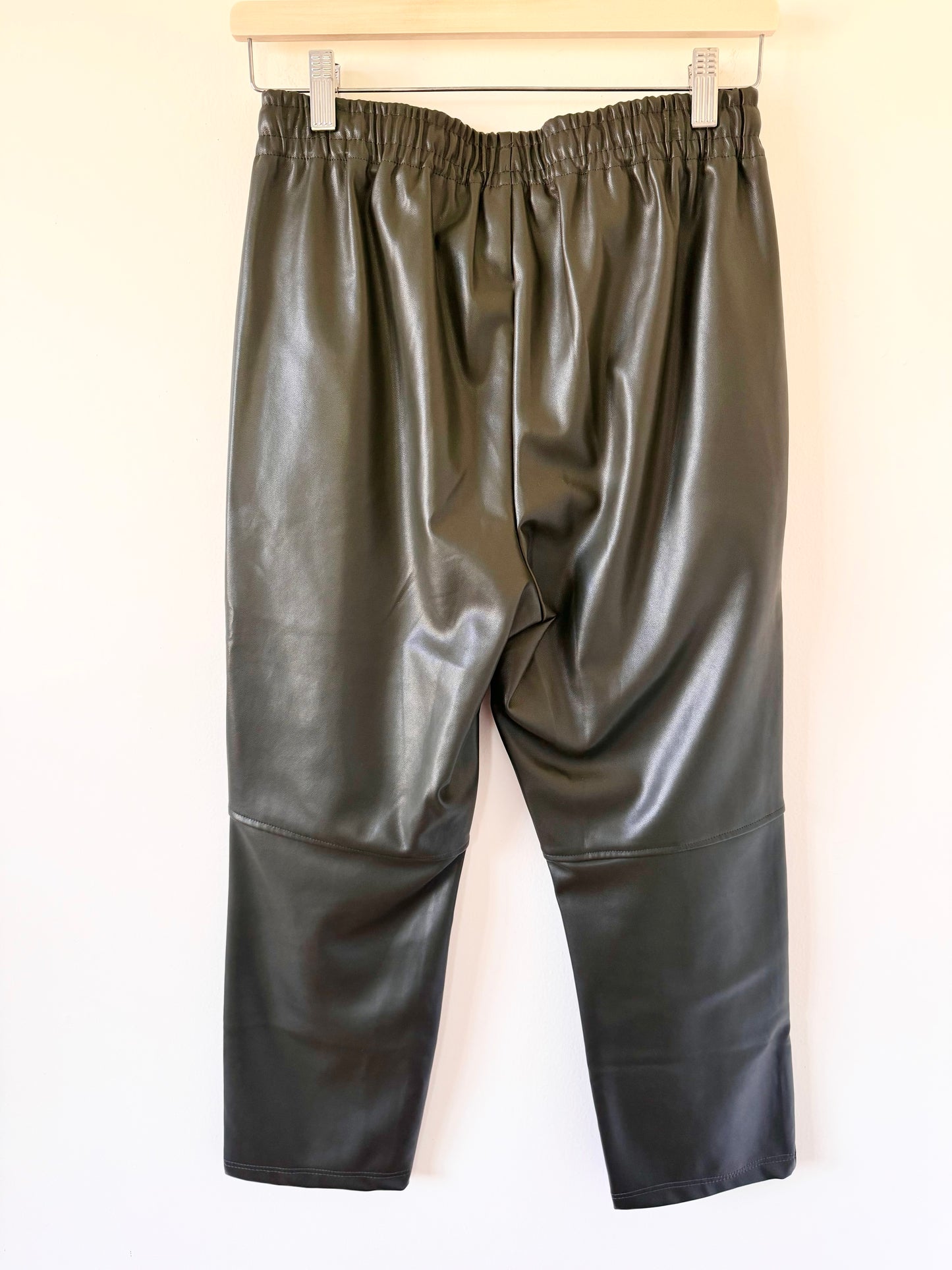 Laundry by Shelli Segal Olive Faux Leather Joggers (S)