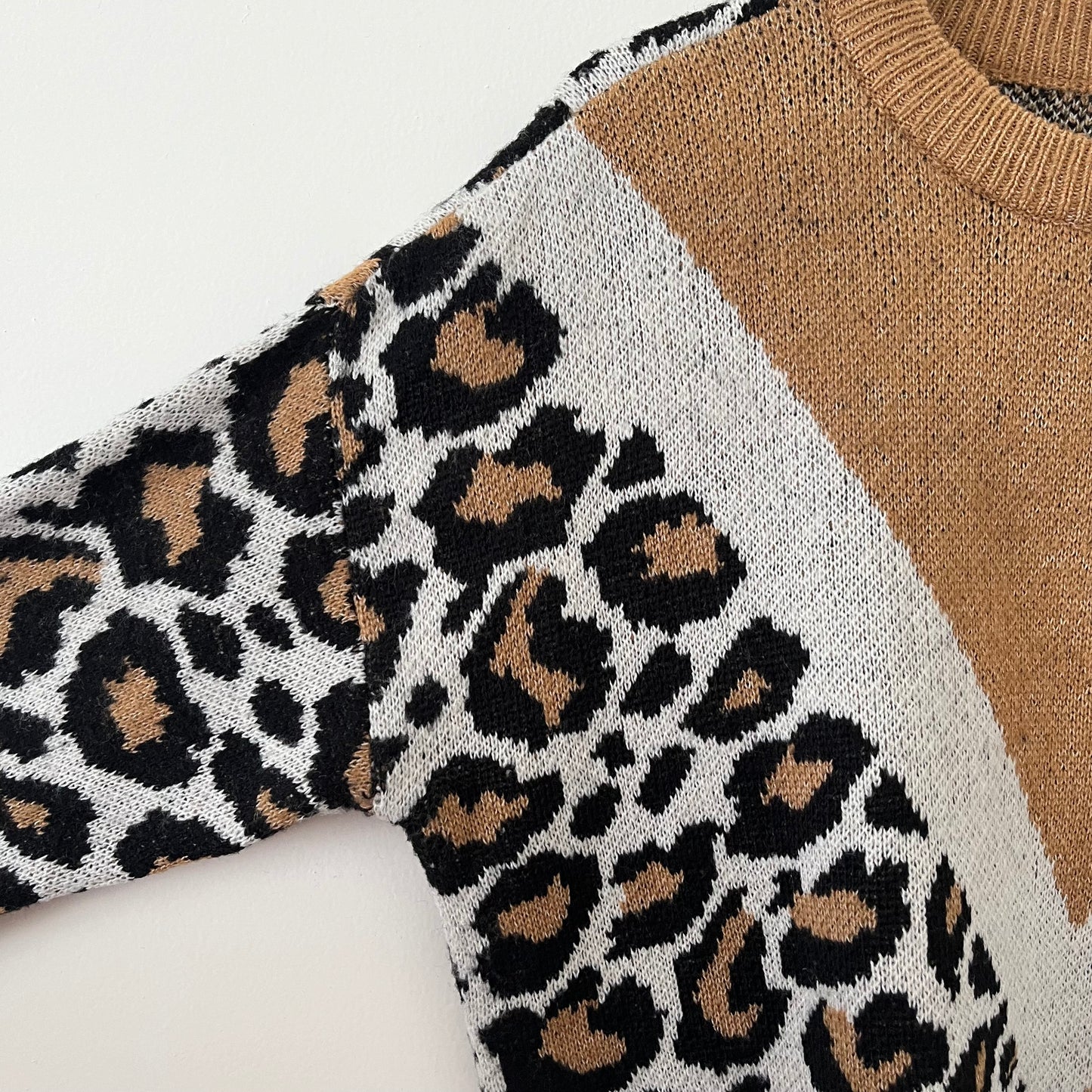 Leopard Chevron Sweater (M)
