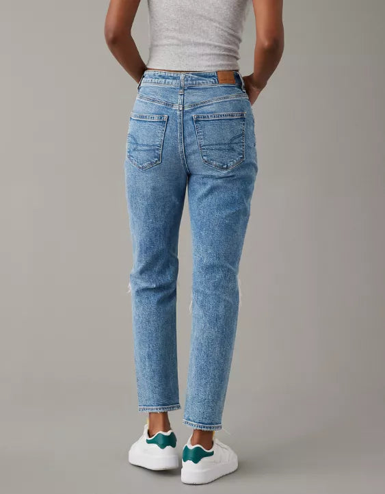 American Eagle Strigid Straight Ripped Mom Jean (8)